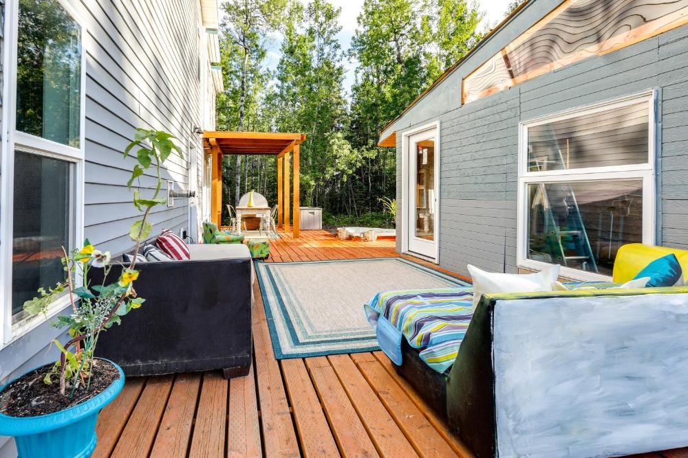 Delta Junction Rental with Shared Pool and Hot Tub!